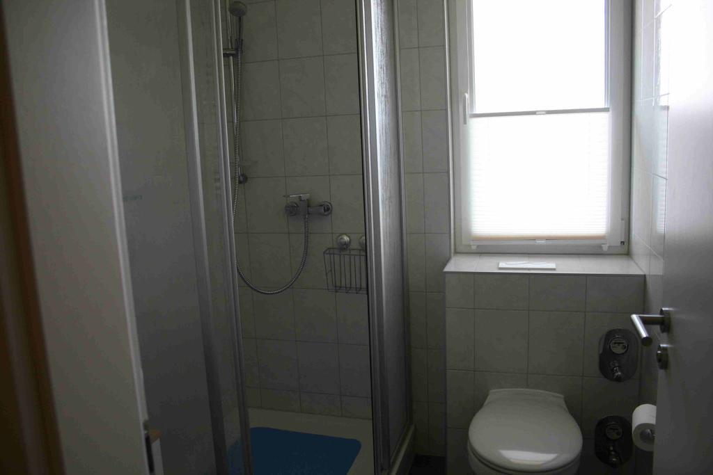 Uebernachtung Bei Michael - Ferienwohnung 로스토크 객실 사진